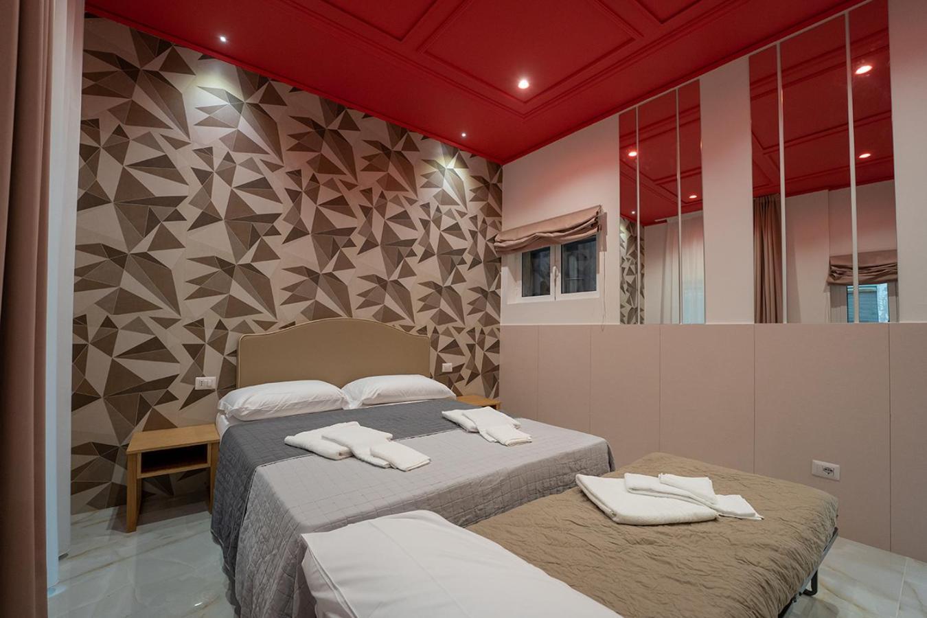 Готель P.C. Boutique Medina H. Napoli Centro, By Clapa Group Екстер'єр фото